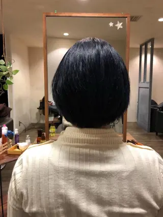 ショート カラー くろいわ りほのヘアスタイル
