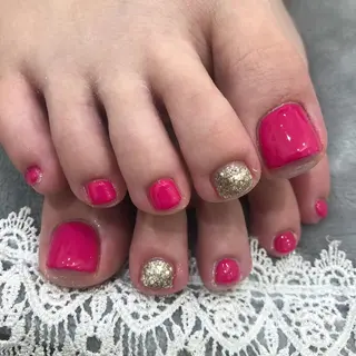 ネイル マツエク・マツパ 指名支持率NO.1 スタイリストのヘアスタイル