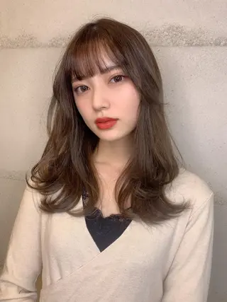 ミディアム カラー 透明感/オリーブ/ グレージュ/YUKAのヘアスタイル