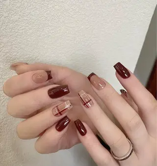 ネイル D-BEAUTY Nailsalonのネイルデザイン