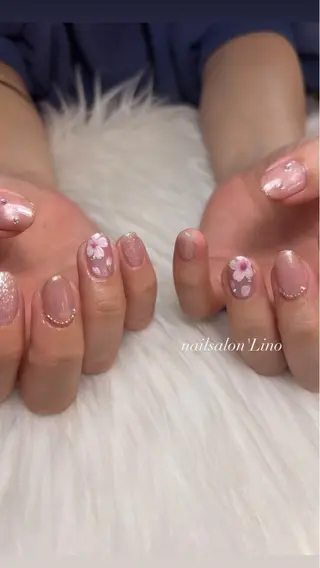 ネイル Lino𓂃⟡.· Chizuruのネイルデザイン