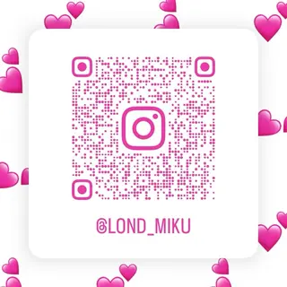 ロング Lond Lūna所属・みく/韓国風艶カラー /透明感カラーのヘアスタイル