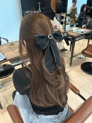 ヘアアレンジ 🎀大竹美侑/顔まわ りカット/レイヤーのヘアスタイル