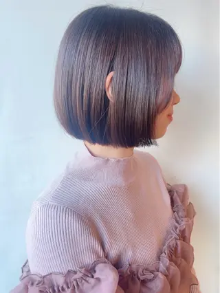 ショート morio from london所属・松岡彩華 ボブ /グレージュのヘアスタイル