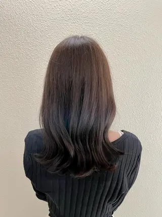 セミロング カラー amoretto 中央駅店所属・amoretto narumi🧸のヘアスタイル