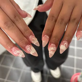 ネイル 栗田 ゆう子のネイルデザイン