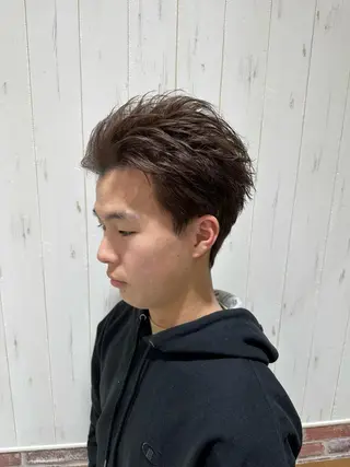 ショート カラー メンズ 中嶋 紘夢のヘアスタイル