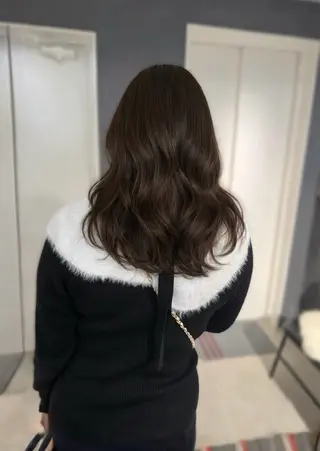 ミディアム カラー 堀江／韓国・透明感 カラー／みずき🐩のヘアスタイル