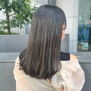 ミディアム カラー 色白に見える暗髪 梅田・増田のヘアスタイル