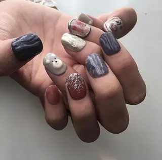 ネイル emanon 新宿東口店所属・nailist akariのネイルデザイン