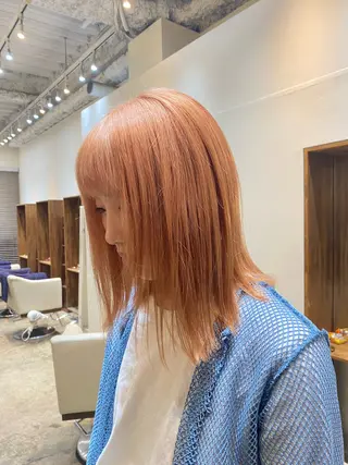 ショート カラー 入江 允のヘアスタイル