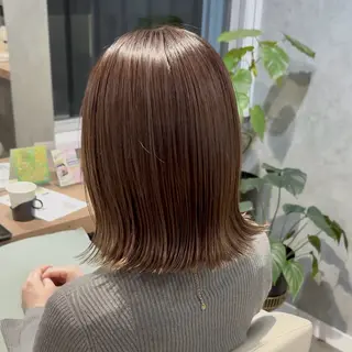 ミディアム カラー 細めハイライト🩶 ボブ/レイヤーカットのヘアスタイル