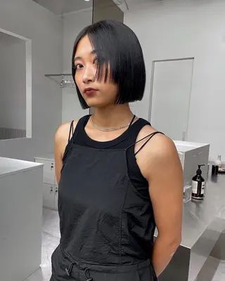 ショート stén所属・HARUKA/原宿 ハイトーン/レイヤーのヘアスタイル