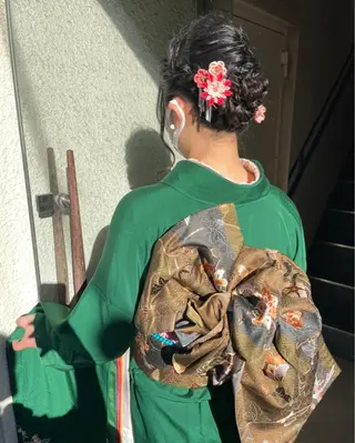 セミロング ヘアアレンジ 【ピンク/韓国ヘア/ ヘアセット】亜海のヘアスタイル