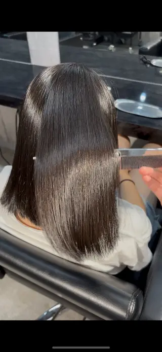 ミディアム 溝渕朋也 /髪質改善ストレートのヘアスタイル