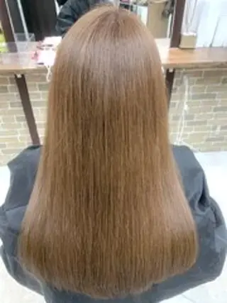 カラー Raviller所属・raviller 【ラヴィリエ】綾のヘアスタイル