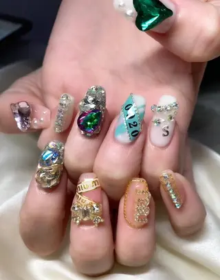 ネイル マツエク・マツパ アイブロウ Nail&eye Belire 新宿のネイルデザイン