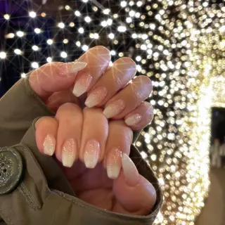 ネイル Me d'eau所属・Me d'eau Rinaのネイルデザイン