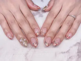 ネイル Lily Roseネイリストのネイルデザイン