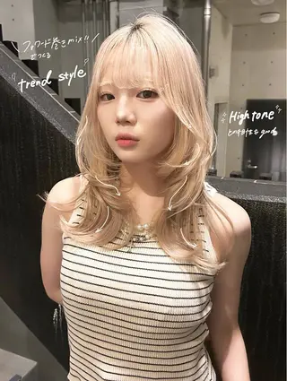 ミディアム カラー 透け感ベージュ🤎 韓国ヘアtakutoのヘアスタイル