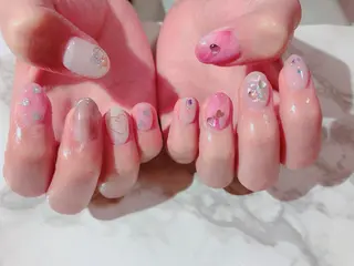 ネイル Regaro i.sのネイルデザイン