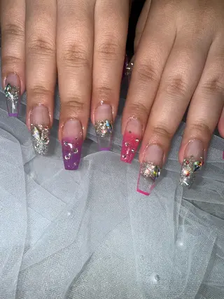 ネイル Raviliss ♡のネイルデザイン