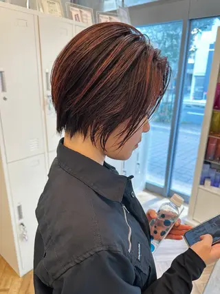 ショート カラー ROMMY. ロミーのヘアスタイル