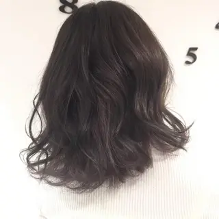 カラー 中林 由佳のヘアスタイル