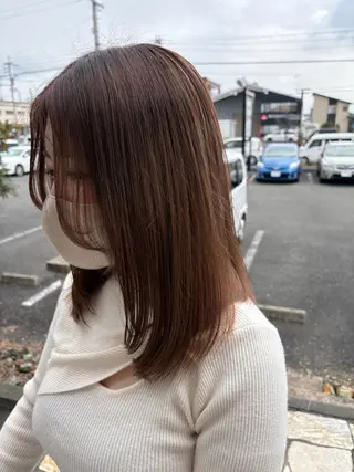 セミロング 河合 莉緒のヘアスタイル