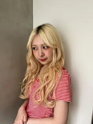 ロング 透明感color ˚✧₊amuのヘアスタイル