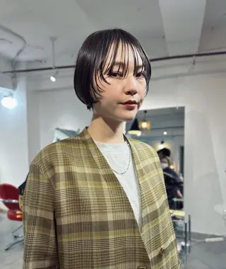 ショート 束所属・毛流れセンターパート Sakiのヘアスタイル