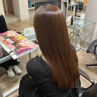 カラー アンドウ アカリのヘアスタイル