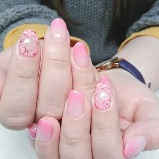 ネイル 柴崎 美幸のネイルデザイン