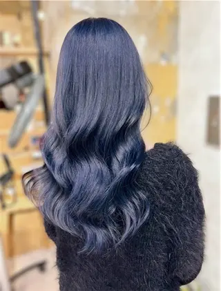 ロング misato/レイヤ ー/暗髪艶カラーのヘアスタイル