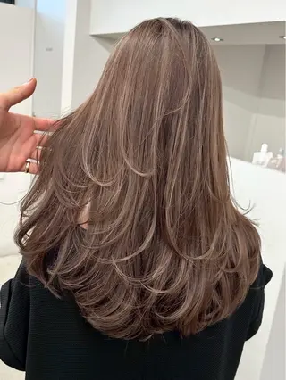 ロング カラー Gokan by JILBLAN所属・新實 ゆりあのヘアスタイル