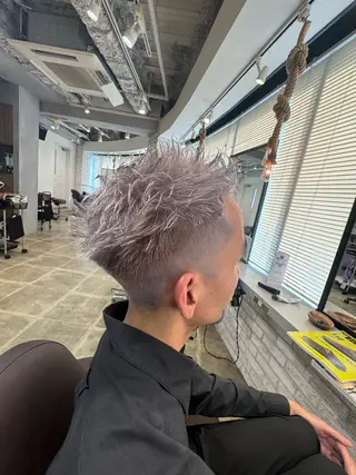 ショート カラー メンズ ハイトーンカラー/ 田中和磨のヘアスタイル