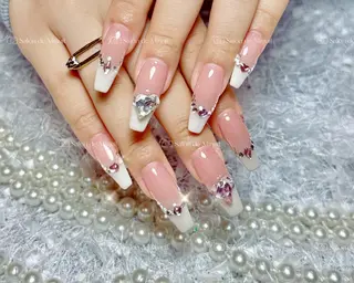 ネイル Momo 🤍のネイルデザイン