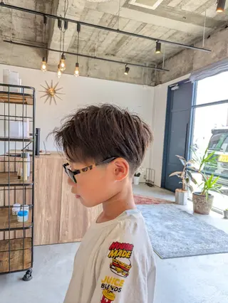 ショート キッズ SOL所属・透明カラー/ショート /髪質改善/亀山貴之のヘアスタイル