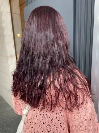 ロング パーマ 畠山 莉緒のヘアスタイル