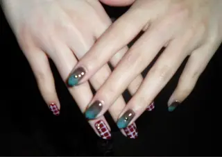 ネイル mori yuina ┆͓̽ NUDGEのネイルデザイン