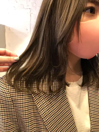 ミディアム カラー SALOWIN下北沢所属・hazuki 🌝のヘアスタイル