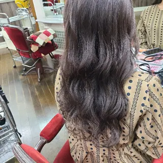 ロング カラー 近藤 那果のヘアスタイル