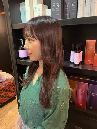 カラー 藤川 千歳のヘアスタイル