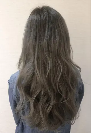 ロング ブリーチなしダブル/ レイヤーカット 小棹のヘアスタイル