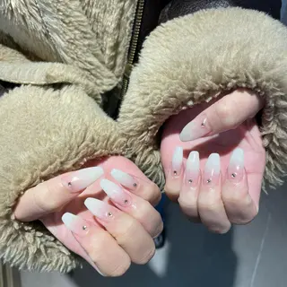 ネイル ﾔｽﾀﾞ ﾐﾅのネイルデザイン