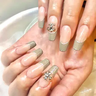 ネイル clover nailのネイルデザイン