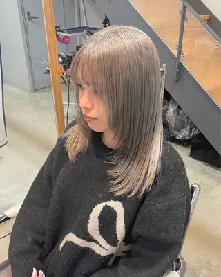 ミディアム カラー uno rioのヘアスタイル