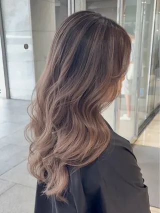 ロング カラー ハイライト、レイヤー カット/西梅田/中西のヘアスタイル