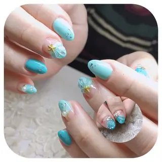 ネイル Flowerネイルサロン所属・. yukiのネイルデザイン