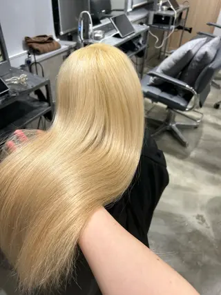 ロング カラー 新宿ハイトーン/ カットモデル/のりかのヘアスタイル